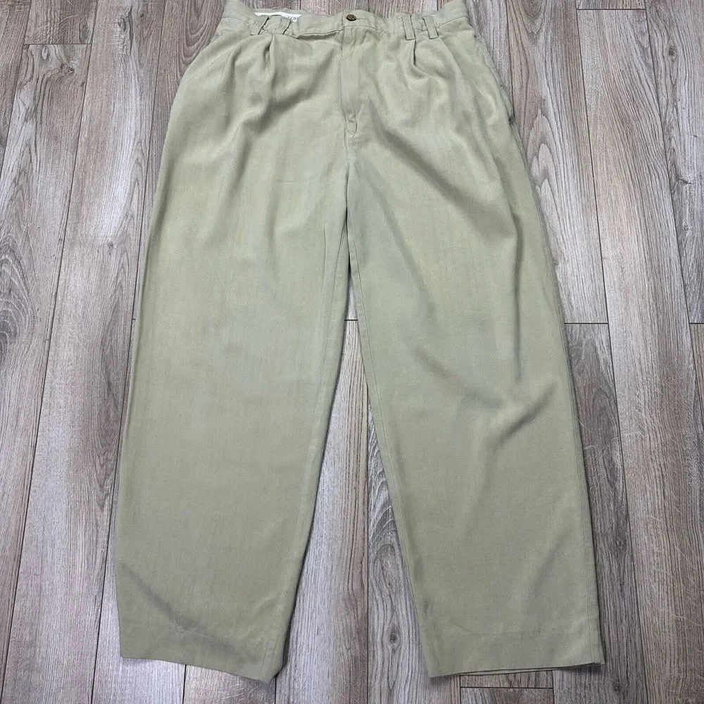 Tommy Bahama Pants Mens Size 35 Waist Beige 100%‎ Silk Pleated Front Casual Soft